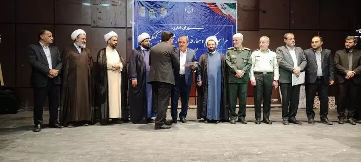 مسائل قومی، قبیله ای و عشیره ای ملاک انتخابات نشود مسائل قومی، قبیله ای و عشیره ای ملاک انتخابات نشود