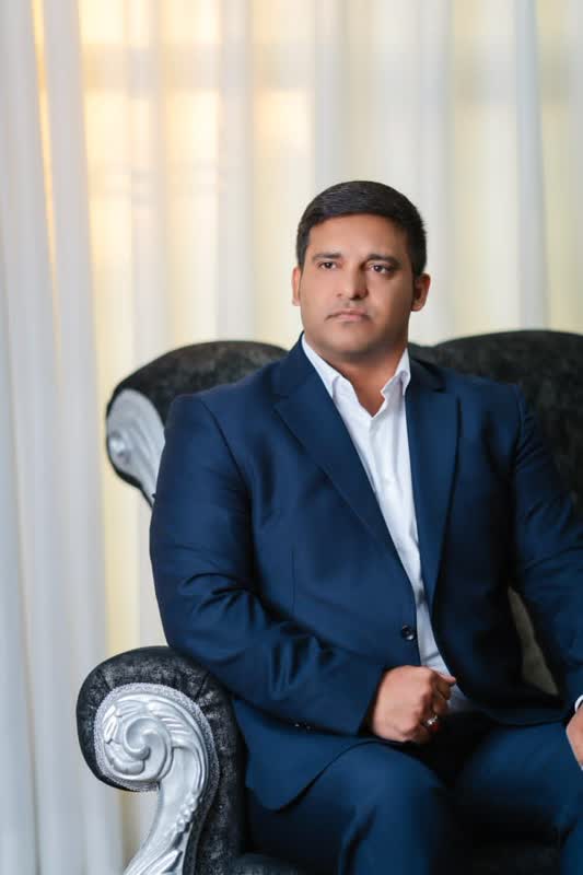 اعتبار نامه اعضای جدید اتاق اصناف گچساران اعطا شد/ محمد فرهمندیان رسما رئیس اتاق اصناف گچساران شد