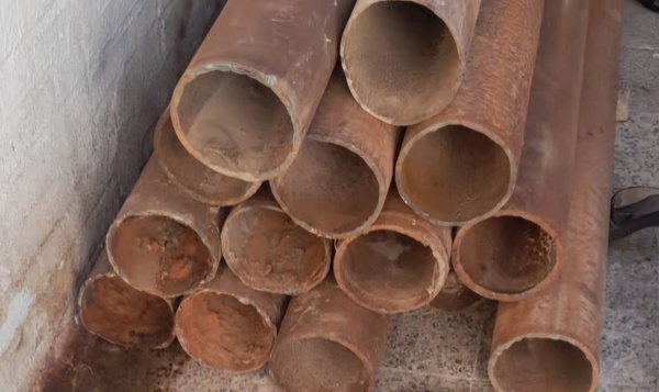 یک تن لوله مسروقه شرکت نفت گچساران کشف شد یک تن لوله مسروقه شرکت نفت گچساران کشف شد