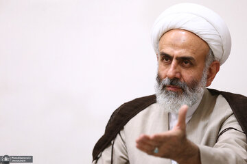 نماینده ولیفقیه در نیروی قدس سپاه: دشمن در صدد القای ناامیدی است/ در جنگ نرم دشمن از فضای مجازی استفاده می کند/ جنگ نرم خطرناکتر از جنگ نظامی است نماینده ولیفقیه در نیروی قدس سپاه: دشمن در صدد القای ناامیدی است/ در جنگ نرم دشمن از فضای مجازی استفاده می کند/ جنگ نرم خطرناکتر از جنگ نظامی است