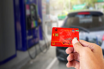 کارت سوختفروشی گسترده مردم واقعیت دارد؟/ توضیح جایگاهداران سوخت را بخوانید کارت سوختفروشی گسترده مردم واقعیت دارد؟/ توضیح جایگاهداران سوخت را بخوانید