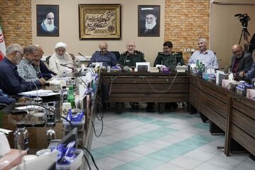 سرلشکر صفوی: جهاد تبیین بدون مدارک واقعی، فقط یک شعار است/ دشمنان انقلاب با تمام توان به دنبال جعل واقعیتها و تضعیف باور نسل جدید هستند سرلشکر صفوی: جهاد تبیین بدون مدارک واقعی، فقط یک شعار است/ دشمنان انقلاب با تمام توان به دنبال جعل واقعیتها و تضعیف باور نسل جدید هستند