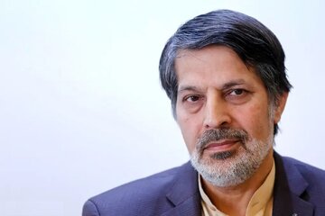 عمادالدین باقی: در روابط بین‌الملل همواره منطق زور حاکم بوده و هست نه معیارهای حقوقی/ حمله پیش‌دستانه یا پیشگیرانه ترفند نظامی برای توجیه آغاز جنگ است