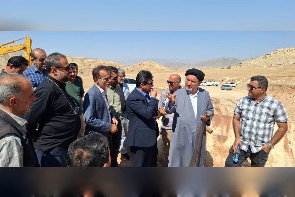 بازدید سید محمد موحد،فرماندار و جمعی از مسئولان از جاده لنده_تراب/کلنگ زنی فاز سوم محور لنده_تراب به طول ۴ کیلومتر بازدید سید محمد موحد،فرماندار و جمعی از مسئولان از جاده لنده_تراب/کلنگ زنی فاز سوم محور لنده_تراب به طول ۴ کیلومتر