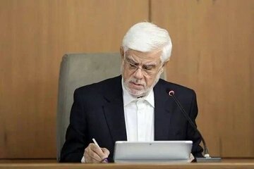 اگر محمدرضا عارف خبرنگار بود از معاون اول رئیس جمهور چه می پرسید؟ / خبرنگاری در کشورهایی مثل ایران جزو مشاغل سخت است