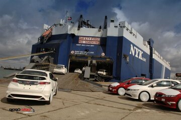 خودروهای وارداتی با چه نرخ ارزی در بازار عرضه می‌شوند؟