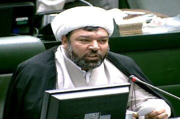 افشاگری نماینده مجلس از عدم نظارت بر سایپا؛  اسامی در لیست مدیران این شرکت است که بالاترین حقوق را دریافت میکنند اما … افشاگری نماینده مجلس از عدم نظارت بر سایپا؛  اسامی در لیست مدیران این شرکت است که بالاترین حقوق را دریافت میکنند اما …