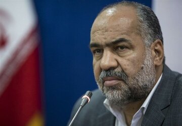 حمله تند صباغیان به وزیر آموزش و پرورش/ آقای کاظمی همکاران شما در اسنپ و آژانس هستند، احوالی از آن‌ها بگیرید!