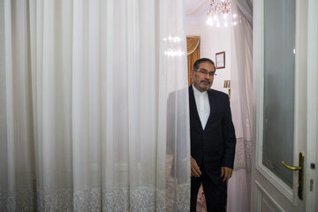 شما نظر بدهید/ ارزیابی شما از نظرات مخالفان و موافقان انتشار ویدئوی عروسی دختر شمخانی چیست؛ کدام را میپسندید و چرا؟ شما نظر بدهید/ ارزیابی شما از نظرات مخالفان و موافقان انتشار ویدئوی عروسی دختر شمخانی چیست؛ کدام را میپسندید و چرا؟