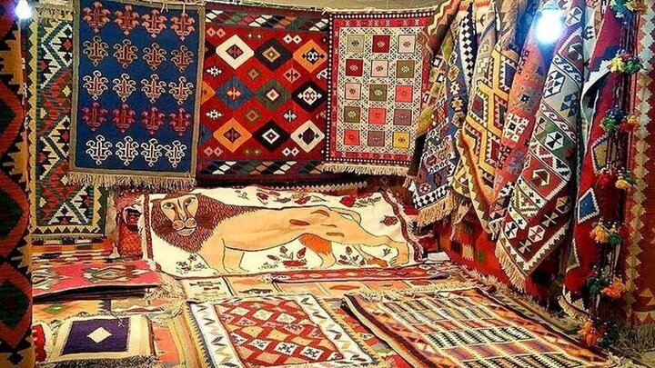 صنایع دستی؛ از تولید سالانه ۱۰۵ هزار متر مربع تا صادرات صفر درصد صنایع دستی؛ از تولید سالانه ۱۰۵ هزار متر مربع تا صادرات صفر درصد