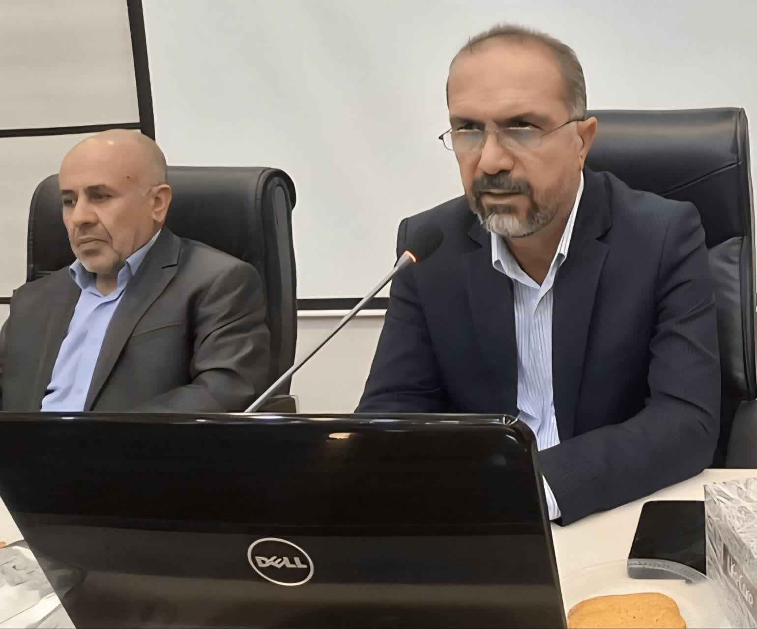 فرماندار گچساران بر توجه ویژه بانکهای عامل به بخش کشاورزی تاکید کرد/ تاکید فرماندار گچساران بر حل مشکلات کشت پاییزه