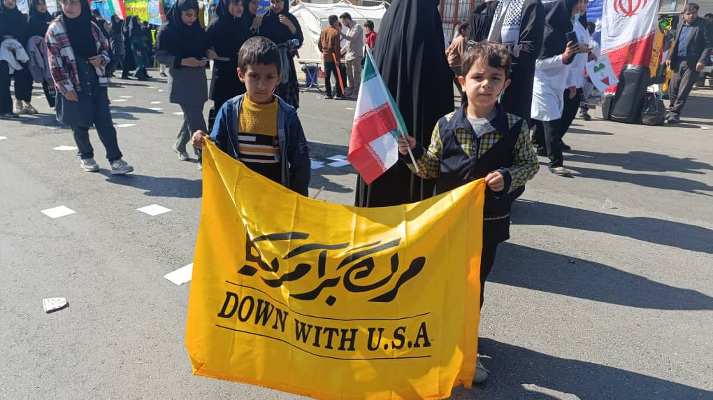 نسل بصیرت در مسیر انقلاب؛ ۱۳ آبان در کهگیلویه، روز عهد دوباره با امام و شهیدان+عکس و فیلم نسل بصیرت در مسیر انقلاب؛ ۱۳ آبان در کهگیلویه، روز عهد دوباره با امام و شهیدان+عکس و فیلم