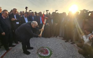 آغاز عملیات اجرایی بیش از ۶ هزار هزار میلیارد تومان پروژه در سفر معاون وزیر راه و شهرسازی به استان