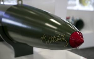 بمبی یک رده پائین‌تر از سلاح هسته‌ای که فولاد، بتن و استخوان را ذوب می‌کند!