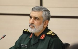 ترسیم چهره شهید حاجی زاده در حاشیه مراسم گرامیداشت شهدای هوافضای سپاه+ عکس