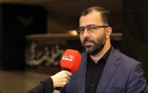 درخواست عجیب سخنگوی هیات رئیسه مجلس از قوه قضاییه؛ به اظهارات ضدروسی ظریف ورود کنید/ حسن روحانی ولع دیده شدن دارد!