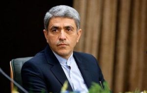 روایت طیب‌نیا از دلجویی سردار سلیمانی/ تسبیحی را که از یکی از رهبران جبهه مقاومت دریافت کرده بود، به من هدیه داد