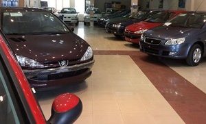 سقوط دسته‌جمعی قیمت‌ها در بازار خودرو/ آخرین قیمت پژو، سمند، کوییک، شاهین و تارا + جدول