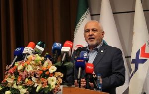 ظریف کدام بیت از حافظ را اشتباه خواند و سریع اصلاح کرد؟