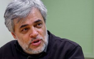 مهاجری: گروه های فشاری وجود دارند که نمی‌خواهند بگذارند رفع فیلترینگ اتفاق بیفتد/گروه های فشار از جاهای دیگری، چیزهایی را به دولت تحمیل می‌کنند