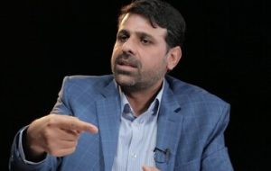 نادری: کالابرگ با هدف جبران فقر شدید غذایی کشور است/ دهک‌های یک تا هفت در فقر هستند/ در روش کالا برگ با دولت اختلاف داریم