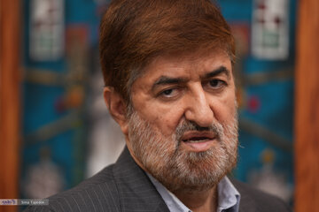 واکنش علی مطهری به ساخت مجسمه والرین واکنش علی مطهری به ساخت مجسمه والرین