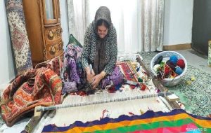 چنگ دلالان بر تار و پود هنر زنان سربیشه، صنایع دستی در سراشیبی سقوط