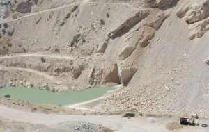 توقف ساخت سد ماندگان در دامنه کوه دنا