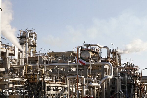 دستور رئیسجمهور برای پتروشیمی چرام: تأمین ۱۰ ماهه خوراک قطعی شد دستور رئیسجمهور برای پتروشیمی چرام: تأمین ۱۰ ماهه خوراک قطعی شد