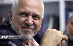 رمزگشایی ظریف از توییت ۱۲ سال پیش خود/ منظورم احمدی‌نژاد بود!