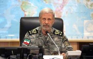 سرلشکر حاتمی: تا پای جان در دفاع از نظام اسلامی ایستاده‌ایم/ لحظه‌ای را در ارتقای توان دفاعی و اقتدار خود از دست ندادیم