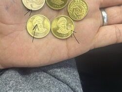 یک اتفاق عجیب در بازار ۱۴۱ میلیون تومانی سکه/ پای سکه‌های پلاستیکی به معاملات باز شد + عکس