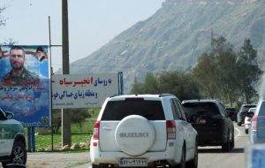 دیدار استاندار از خانواده شهید مدافع امنیت پیمان عباسی