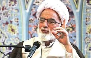 نماینده ولی فقیه در استان مرکزی: قدر انقلاب، میهن و شهدا را بدانیم/ برخی تحت تأثیر القائات شیطانی دشمنان قرار می‌گیرند